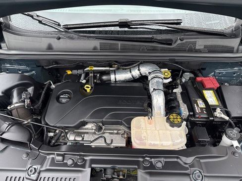 Certified 2022 Chevrolet Trax LT w/ LT Convenience Package image 12