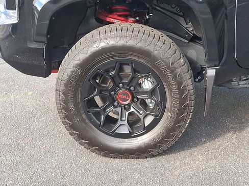Used 2025 Toyota Tacoma TRD Pro w/ Tow Tech Package AWD/4WD image 8