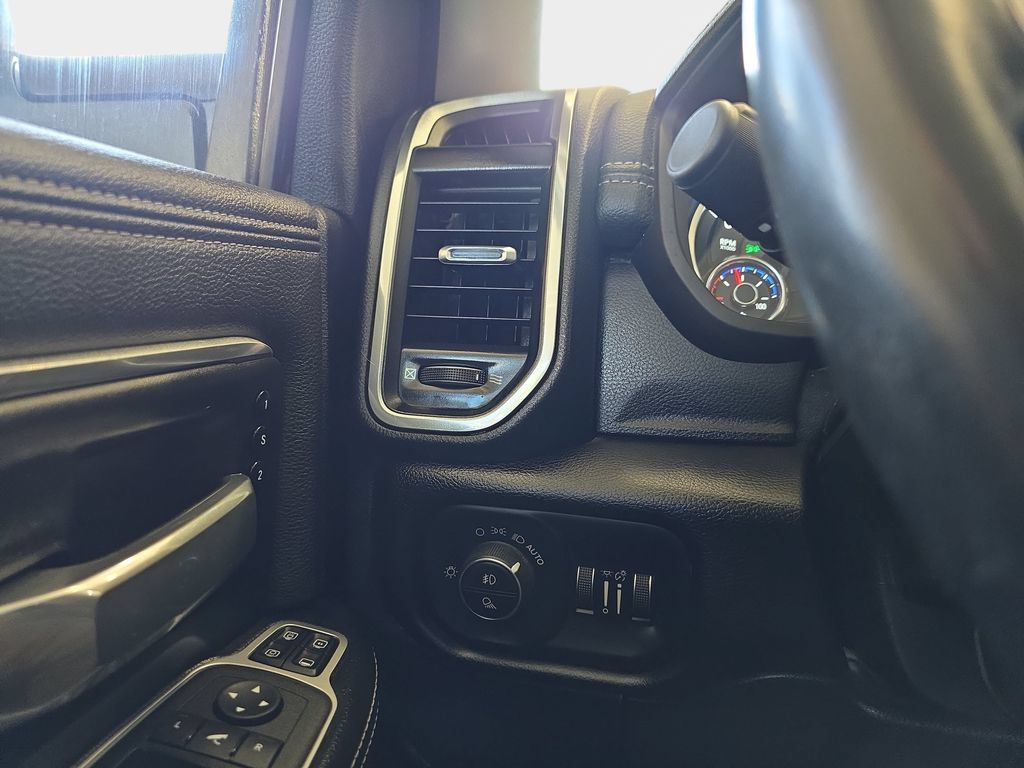 Used 2023 RAM 3500 Laramie AWD/4WD image 27