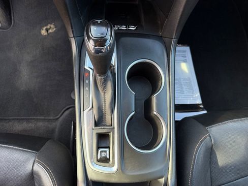 Used 2020 Chevrolet Equinox Premier image 13