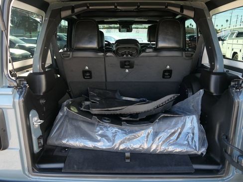 Used 2024 Jeep Wrangler Unlimited Rubicon 392 image 22