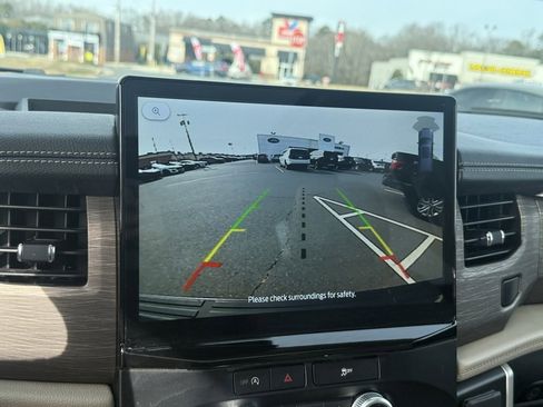 Used 2024 Ford Expedition Max Limited image 24