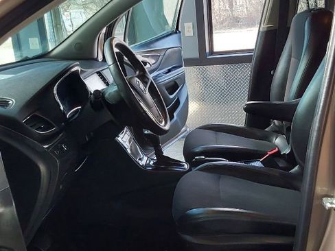 Used 2018 Buick Encore Preferred image 14