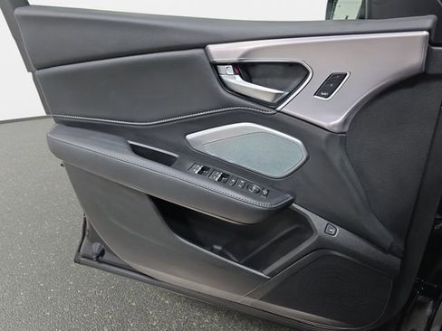Used 2025 Acura RDX SH-AWD w/ Technology Package image 27