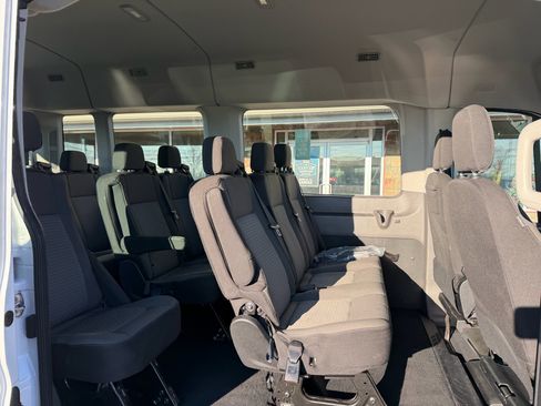 Used 2022 Ford Transit 350 XLT image 17