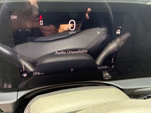 Used 2025 Buick Envista Sport Touring FWD image 38
