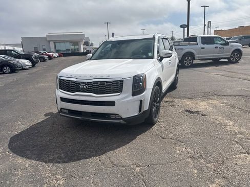Used 2021 Kia Telluride SX w/ SX Prestige Package image 5