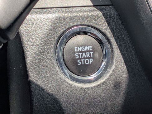 Used 2022 Toyota Camry XSE FWD image 17
