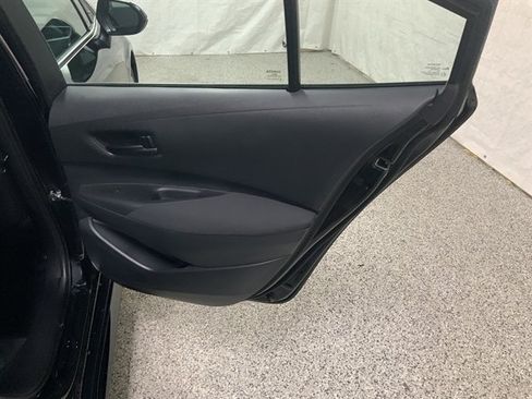Used 2025 Toyota Corolla LE FWD image 19