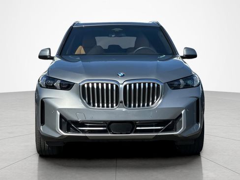 Used 2024 BMW X5 xDrive40i w/ Parking Assistance Package AWD/4WD image 8