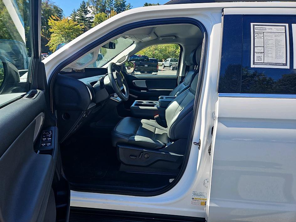 Used 2026 Ford Expedition Max Active AWD/4WD image 12