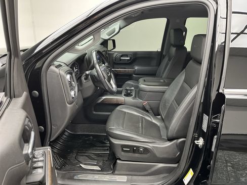 Certified 2019 GMC Sierra 1500 Denali w/ Technology Package AWD/4WD image 3