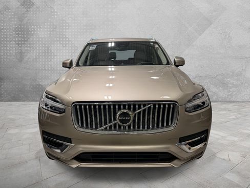 Used 2023 Volvo XC90 B6 Ultimate w/ Lounge Package AWD/4WD image 3