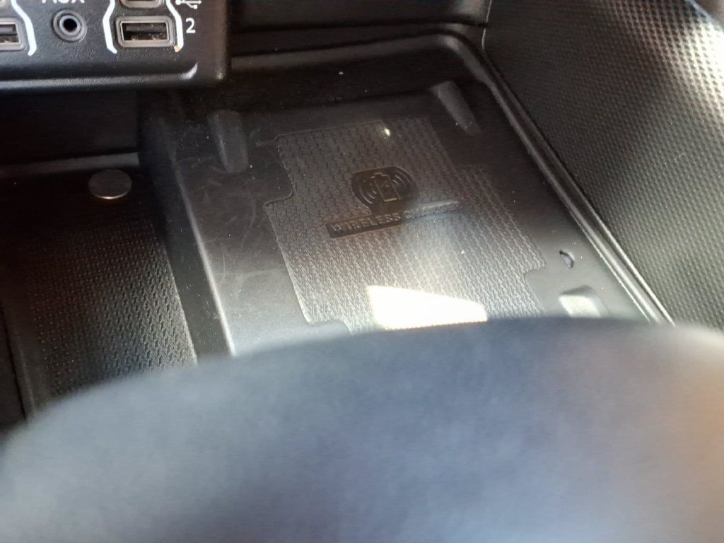 Used 2022 Dodge Durango R/T AWD/4WD image 16