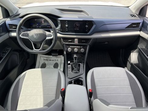 Certified 2023 Volkswagen Taos SE FWD image 26