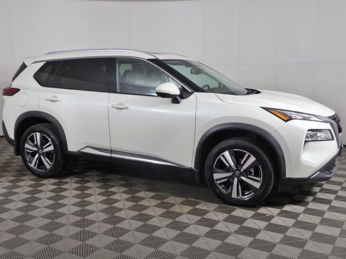 Used 2023 Nissan Rogue SL FWD image 14