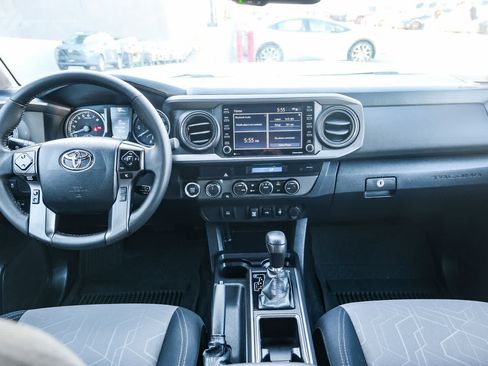 Certified 2023 Toyota Tacoma TRD Off-Road AWD/4WD image 13