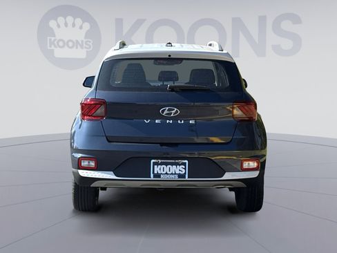 New 2026 Hyundai Venue SEL image 5