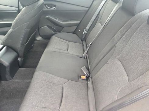 Used 2024 Honda Accord EX image 9