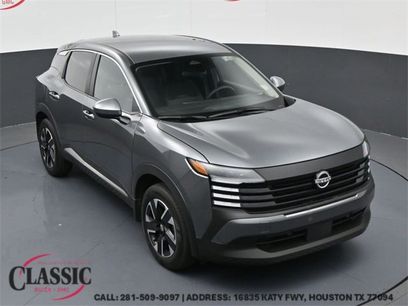 Used 2025 Nissan Kicks SV w/ Charging Package