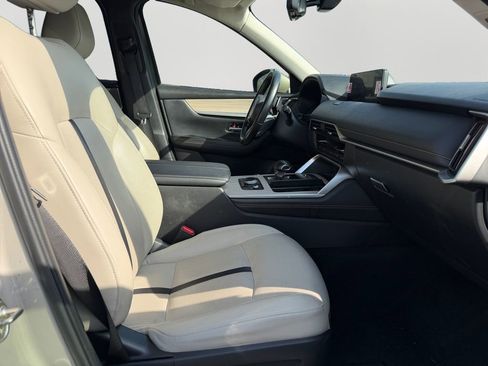 Used 2024 MAZDA CX-90 3.3 Turbo w/ Preferred Plus image 10