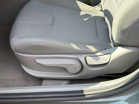 New 2026 Hyundai Elantra SE image 10