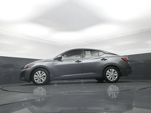 Used 2025 Nissan Sentra S w/ Lighting Package FWD image 30