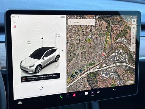 Used 2024 Tesla Model Y Long Range AWD/4WD image 23