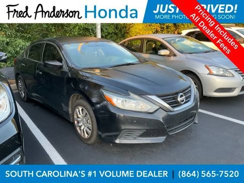 Used 2017 Nissan Altima 2.5 S w/ Power Driver Seat Package FWD image 1