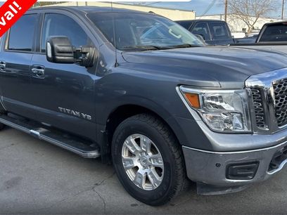 Used 2018 Nissan Titan SV w/ SV Convenience Package