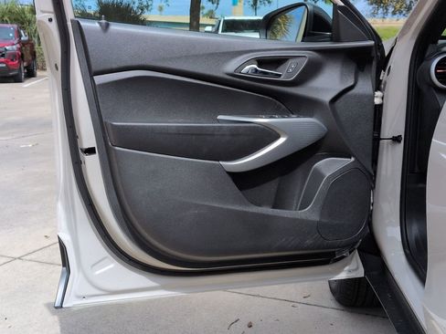 New 2026 Chevrolet Trax RS w/ Driver Confidence Package FWD image 8