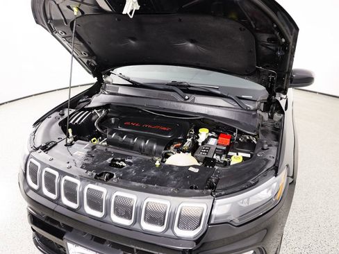 Used 2022 Jeep Compass Latitude w/ Sun and Sound Group image 13