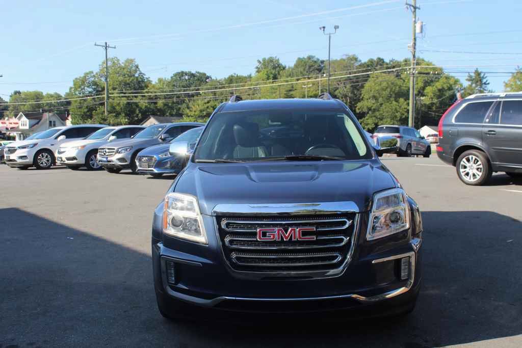 Used 2017 GMC Terrain SLT w/ Open Road Package AWD/4WD image 2