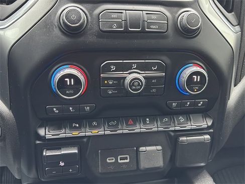 Used 2022 Chevrolet Silverado 1500 LTZ image 30