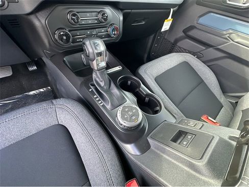 New 2025 Ford Bronco 2-Door w/ Sasquatch Package image 17