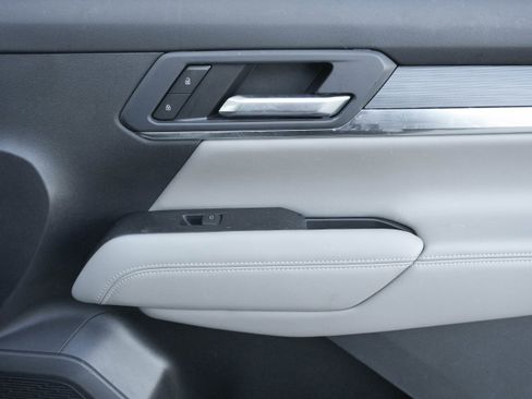 Used 2026 GMC Terrain Elevation w/ Elevation Premium Package image 26