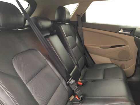 Used 2020 Hyundai Tucson SE FWD image 19