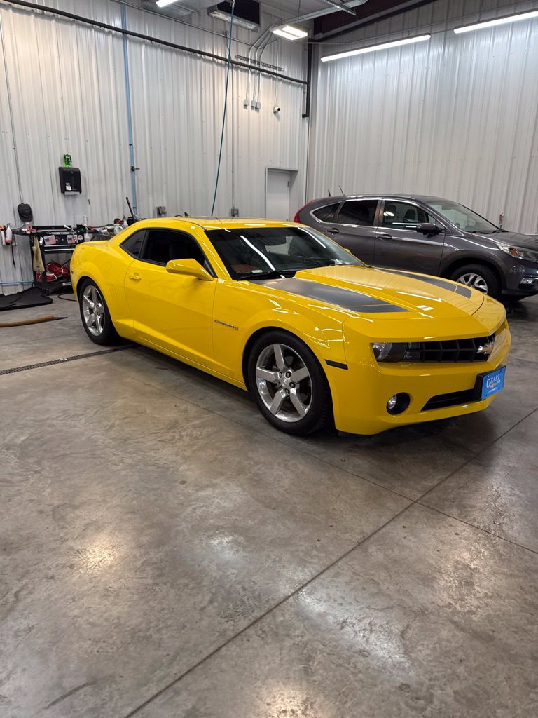 Used 2011 Chevrolet Camaro LT RWD image 4