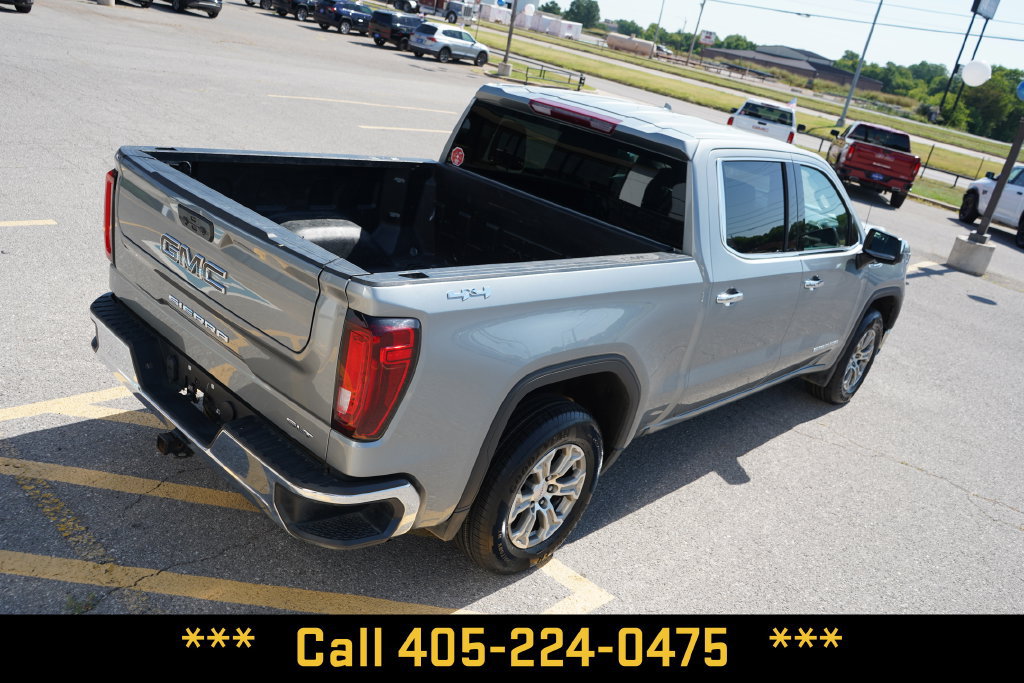 Used 2025 GMC Sierra 1500 SLT AWD/4WD image 16