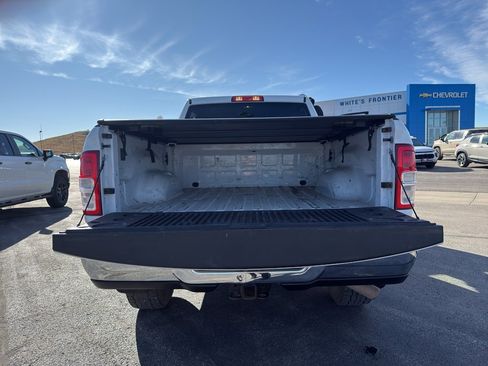 Used 2021 RAM 2500 Big Horn image 13