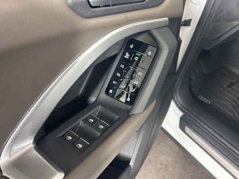 New 2025 Audi Q5 Premium Plus image 30