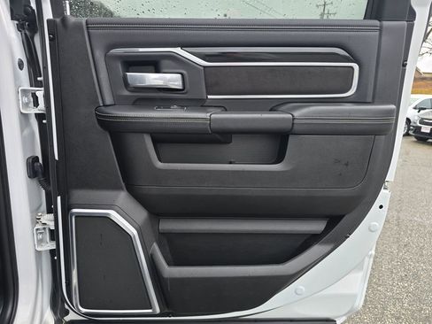 Used 2022 RAM 3500 Laramie image 47
