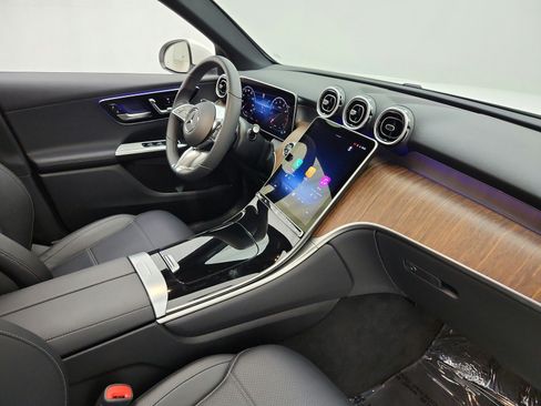 Certified 2026 Mercedes-Benz GLC 300 image 18