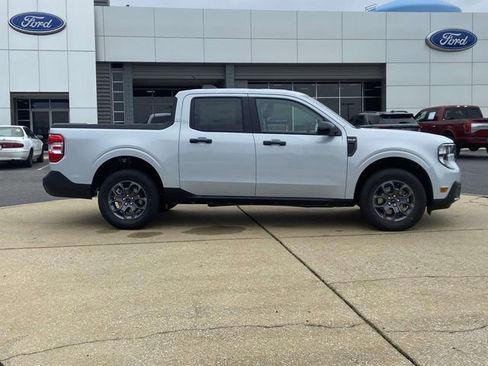 New 2026 Ford Maverick XLT w/ XLT Luxury Package AWD/4WD image 2