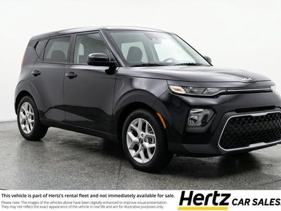 Used 2025 Kia Soul LX w/ LX Technology Package