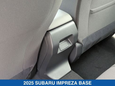 Certified 2025 Subaru Impreza 2.0i image 29