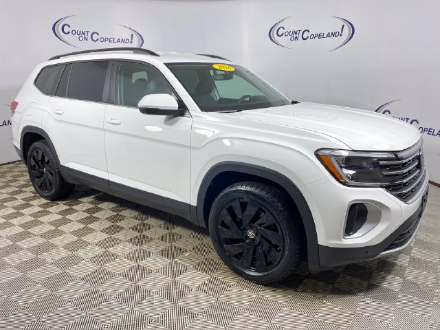 Used 2024 Volkswagen Atlas SE w/ Black Wheel Package AWD/4WD image 1