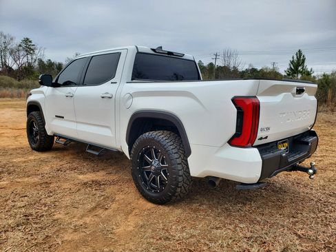 Used 2025 Toyota Tundra Limited image 23