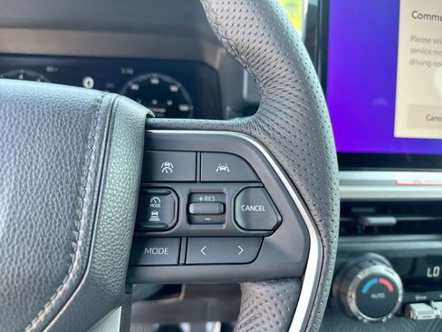 New 2025 Toyota Tacoma TRD Off-Road image 18