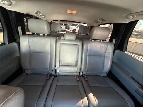 Used 2016 Toyota Sequoia Limited image 31